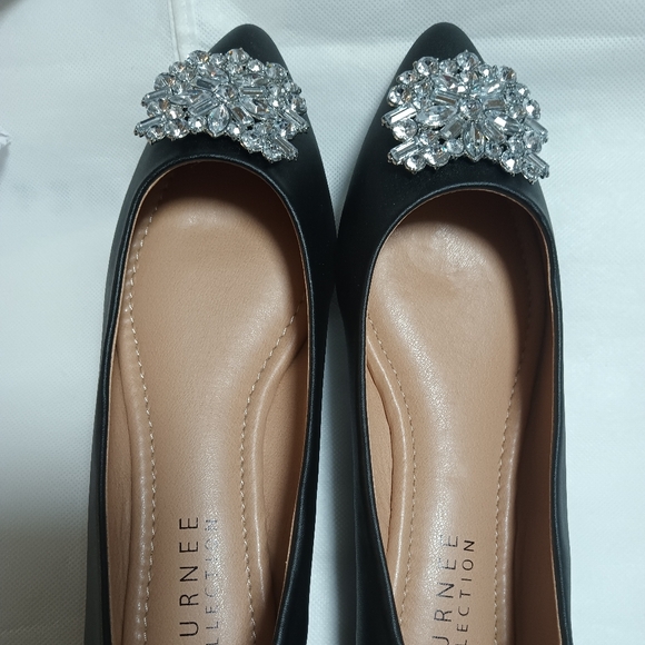 Journey Collection Chic Renzo Black Flats With Crystal Embellishment Size 8.5W - Picture 9 of 11